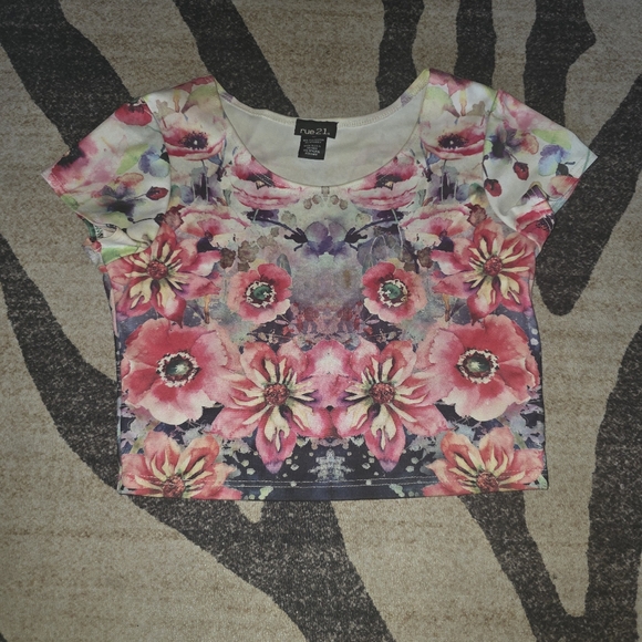 Rue21 Multicolor Floral Crop Top - Picture 1 of 2